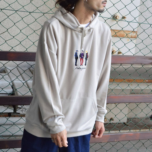 【MODISH GAZE】ピープルイラスト刺繍 プルパーカー T/Cポンチ