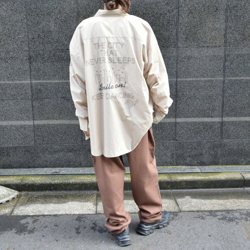 【MODISH GAZE】ネオンロゴ バックプリント ビッグシルエット 長袖シャツ