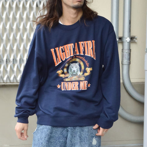 【MODISH GAZE】裏毛 クルーネック 長袖 スウェット ホワイトタイガー