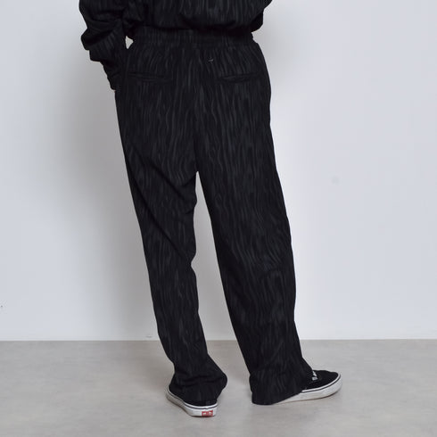 ムラプリントコーデュロイパンツ