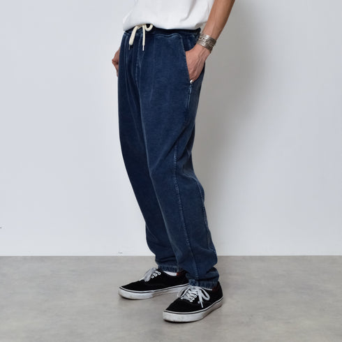 インディゴ裏起毛イージースウェットタックパンツ