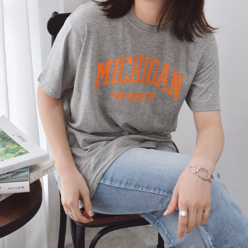 【spiritoso】MICHIGAN カレッジTシャツ