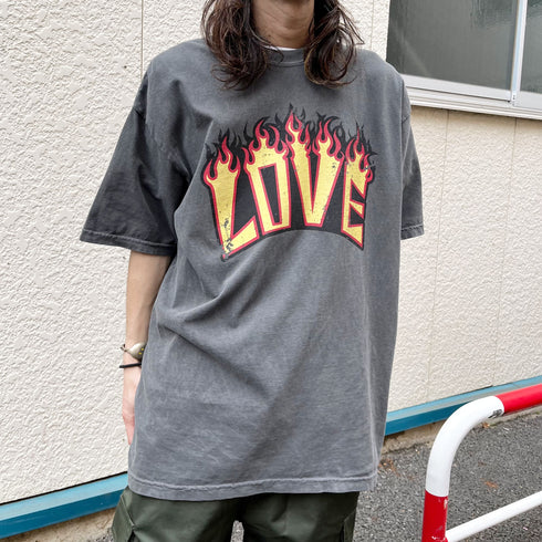 【MODISH GAZE】LOVEロゴプリント ピグメント加工 ビッグシルエットTシャツ