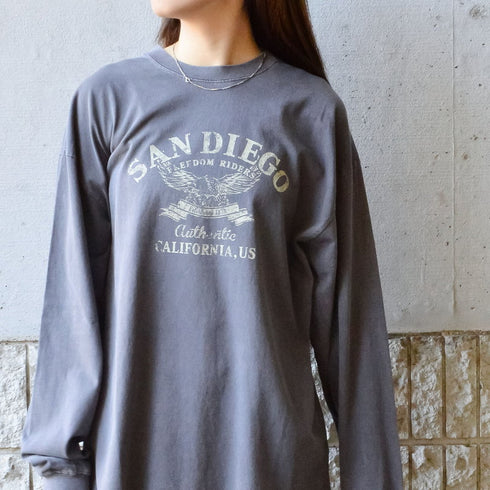 【spiritoso】ピグメントアーチロゴイーグルプリントロンT