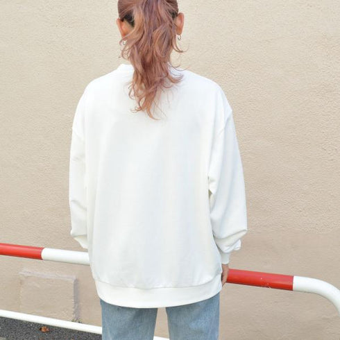 【spiritoso】マウンテンプリントトレーナー