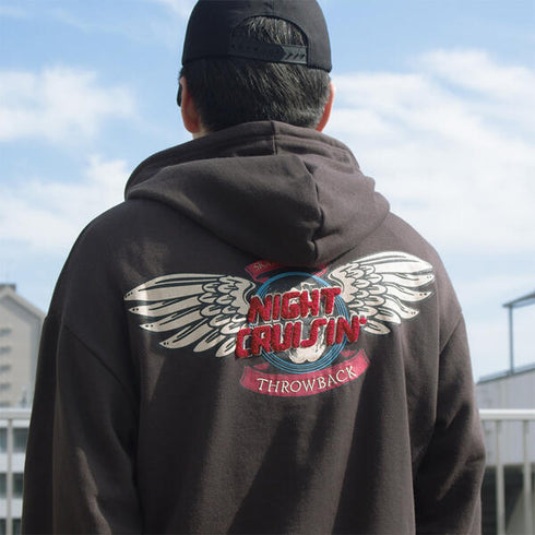 【spiritoso】ウイングさがら刺繍バックプリントパーカー