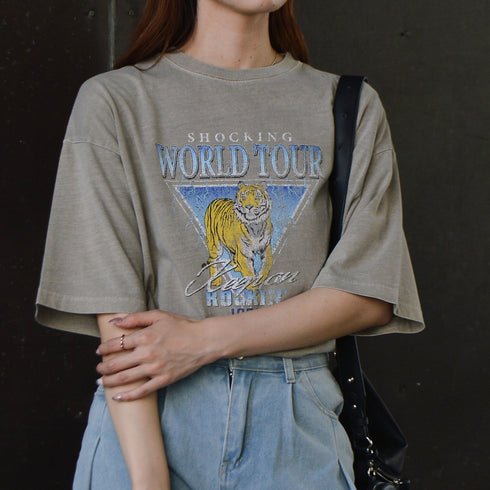 【spiritoso】World TourタイガープリントTシャツ