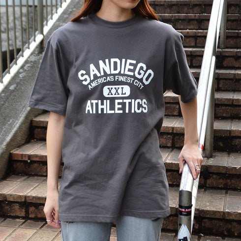 【spiritoso】SANDIEGOカレッジプリントTシャツ