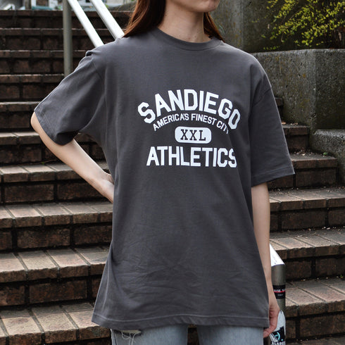 【spiritoso】SANDIEGOカレッジプリントTシャツ