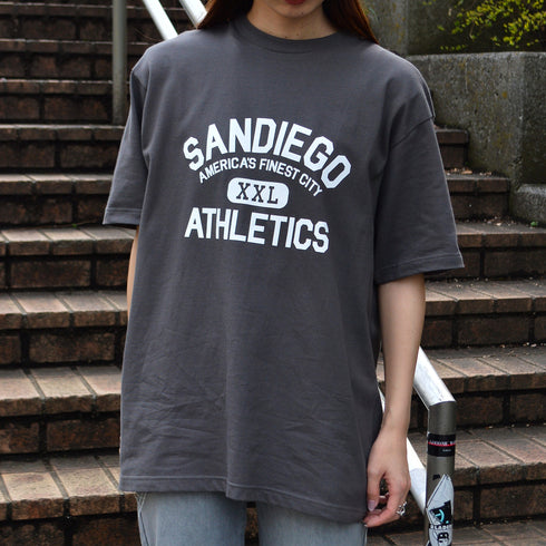 【spiritoso】SANDIEGOカレッジプリントTシャツ