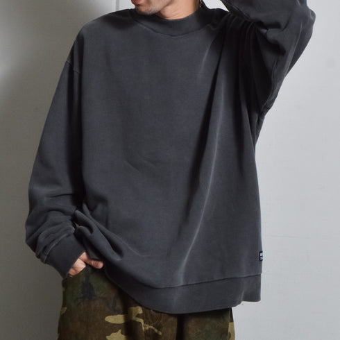 【DOUBLESTEAL】モックネックピグメントオーバーサイズスウェット