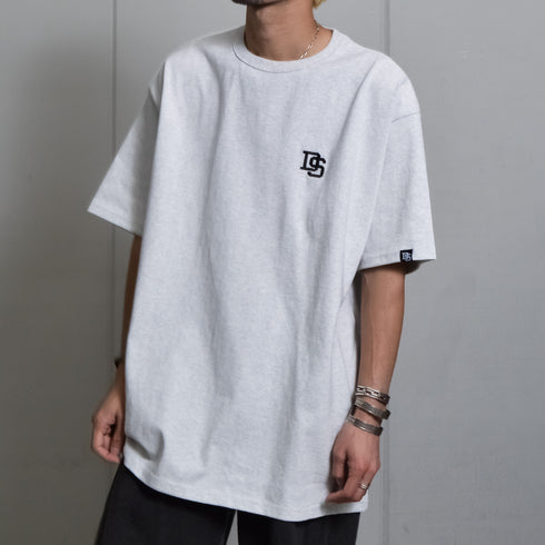 【DOUBLESTEAL】ヘビーオンスワンポイントロゴ刺繡半袖Tシャツ