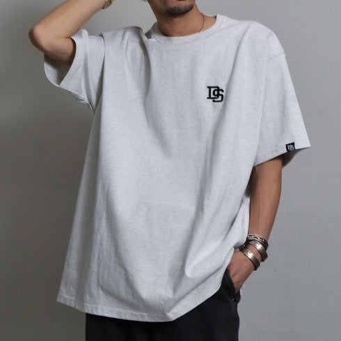 【DOUBLESTEAL】ヘビーオンスワンポイントロゴ刺繡半袖Tシャツ