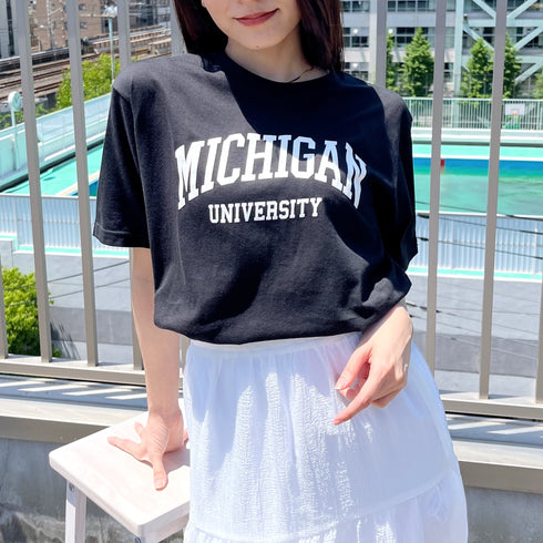 【spiritoso】MICHIGAN カレッジTシャツ