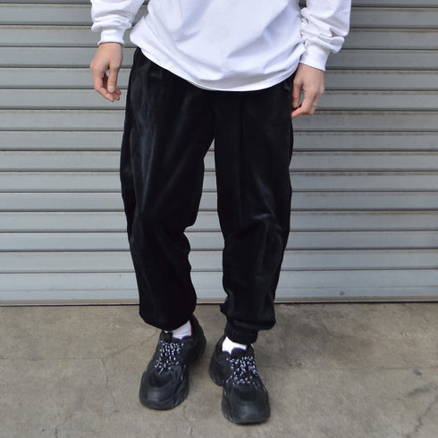 【MODISH GAZE】ベロアジョガーパンツ