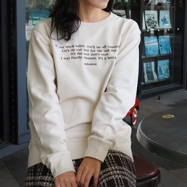 【&soiree】メッセージ刺繍裏毛スウェットクルーネックプルオーバー
