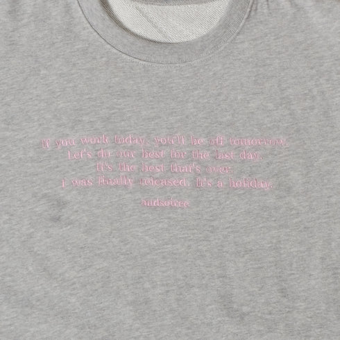 【&soiree】メッセージ刺繍裏毛スウェットクルーネックプルオーバー