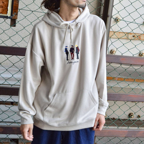 【MODISH GAZE】ピープルイラスト刺繍 プルパーカー T/Cポンチ