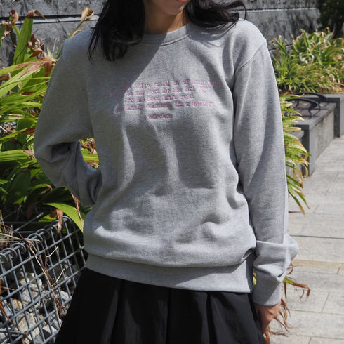 【＆soiree】メッセージ刺繍裏毛スウェットクルーネックプルオーバー