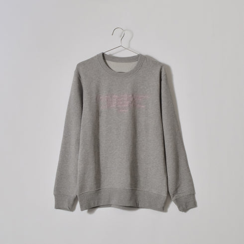 【＆soiree】メッセージ刺繍裏毛スウェットクルーネックプルオーバー