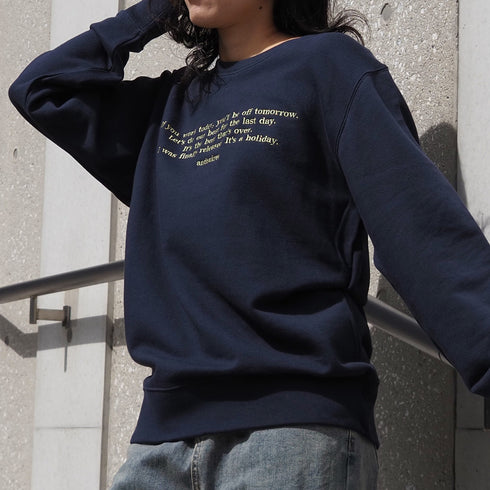 【＆soiree】メッセージ刺繍裏毛スウェットクルーネックプルオーバー